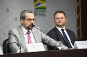O ministro Abraham Weintraub e o secretário de Alfabetização do MEC, Carlos Nadalim.